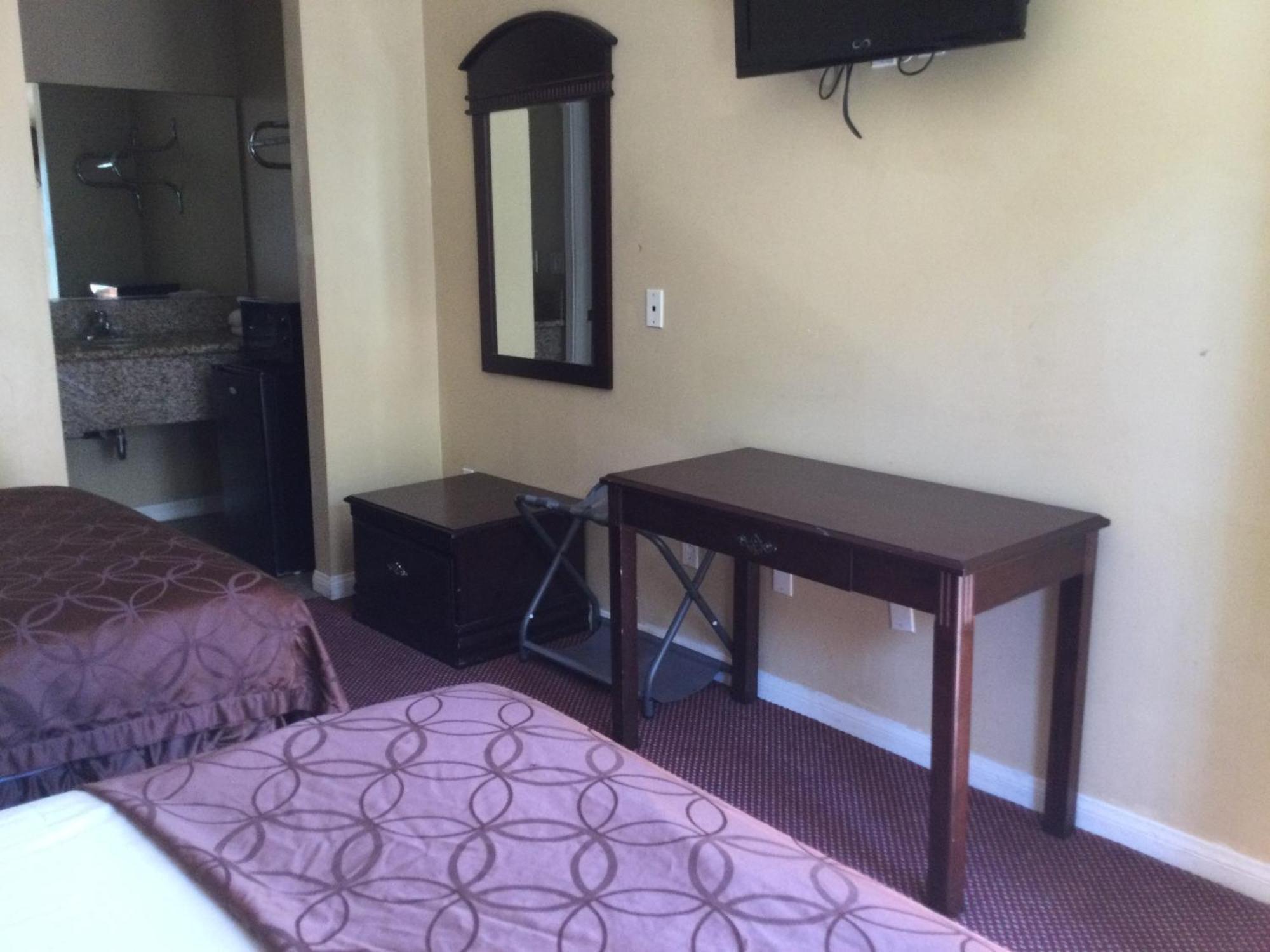 Carlton Motor Lodge — Photos 2